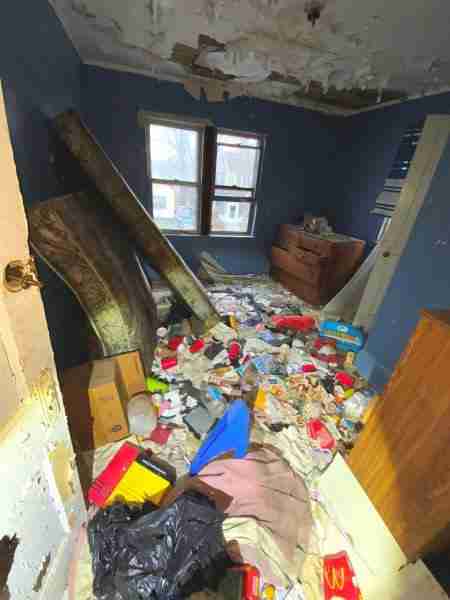 14475 Robson (31).jpg